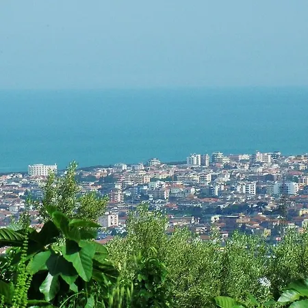 Ourson Holiday home Colonnella